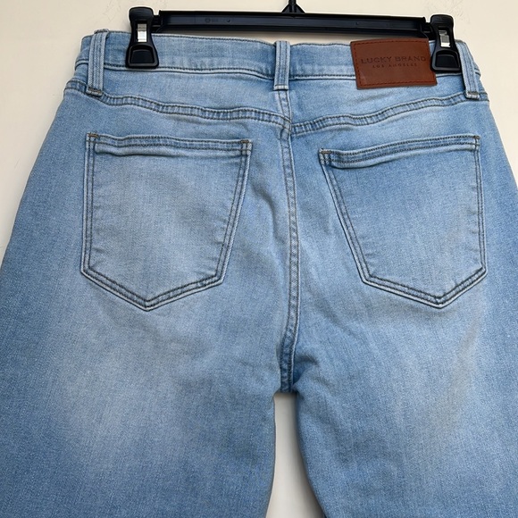Lucky Brand Light Wash Ankle Jeans - Picture 3 of 4